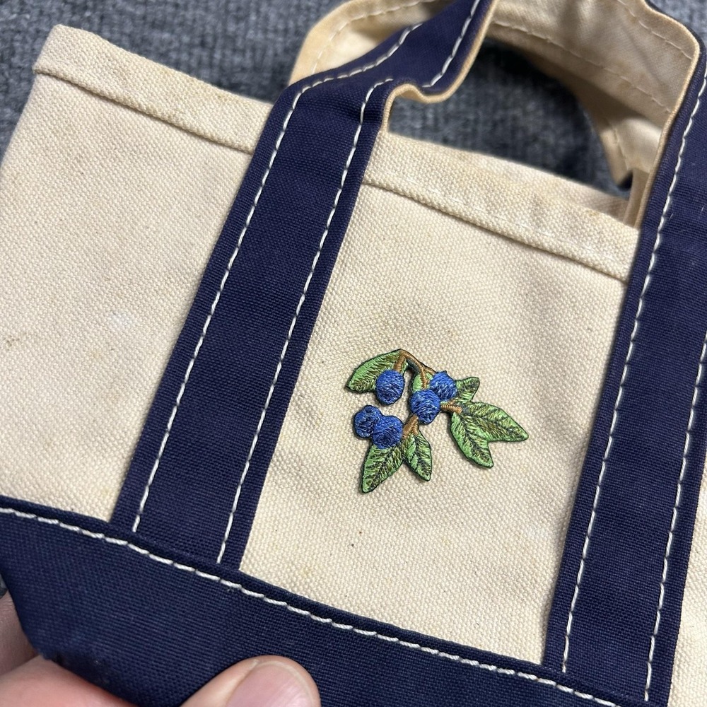 L.L.Bean Boat And Tote Bag Mini Natural Navy Canvas Blueberry Embroidered USA - Picture 2 of 8